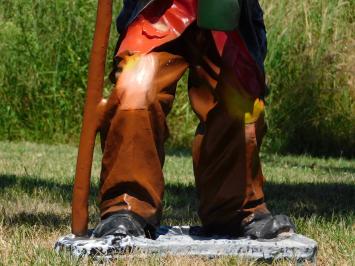 Statue eines alten Mannes – Gehstock und Flasche – Polystone – 88 cm