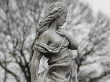 Femme à la cruche - statue en pierre - 68 cm - détaillée