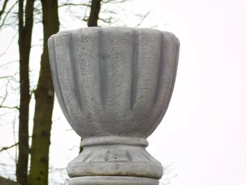 Vase de jardin rond – 52 cm – en pierre – touche classique
