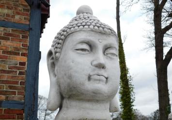 Boeddha op Sokkel - 130 cm - Steen