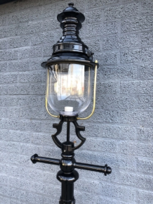 Grote buitenlamp - lantaarnpaal klassiek - 250 cm - zwart of groen