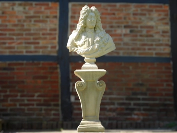 Buste vintage de Louis XIV sur socle - 170 cm - Pierre moulée classique