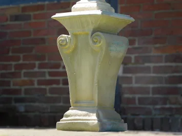 Lodewijk XIV op grote zuil – monumentaal standbeeld