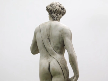 David - Steinstatue - 110 cm - klassisch weiß - im Detail