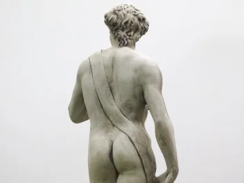 David - Steinstatue - 110 cm - klassisch weiß - im Detail