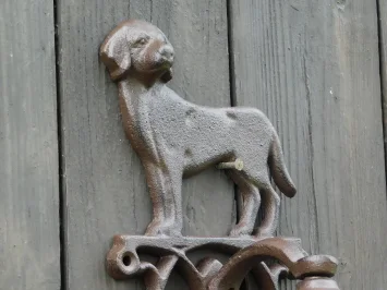 Türklingel mit Hund - Gusseisen - braun