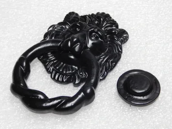 Heurtoir de porte Lion – fonte – noir – modèle classique