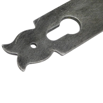 Plaque de porte longue « Noble » – PC92 – fonte galvanisée