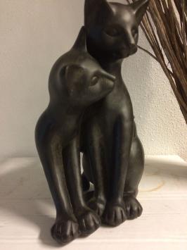 Satz von 2 spielenden Katzen, polystein