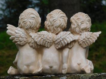 3 engelen zittend op 1 rij, zeer fraai beeld.