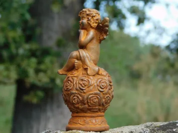 Statue d'ange en fonte – 15,5 cm – ange aux roses – style rustique