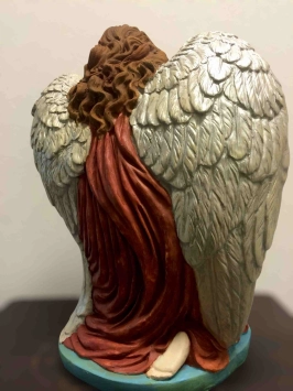 Ange à genoux - statue en pierre - 50 cm - en couleur