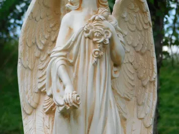 Statue d'ange – polystone – blanc crème – 70 cm – vintage