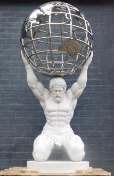 Atlas beeld met wereldbol, mythologische kunst, vol marmer met nikkel