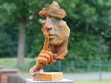 Der Flüsterer XL Statue – 58 cm – Gusseisen – rustikal