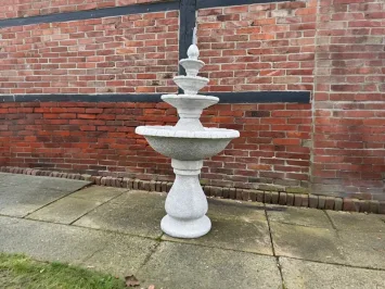Fontaine de jardin à 4 vasques – 135 cm – pierre massive