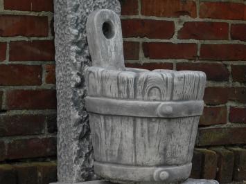 Fontaine classique en pierre avec seau décoratif – 80 cm de hauteur