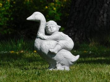 Tuinbeeld met tafereel, gans met kind, sierlijk beeld