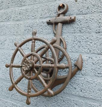 Waterslanghouder gietijzer met anker, bruin