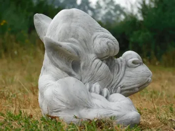Gargoyle Gartenstatue – große Steinfigur – 42 cm breit