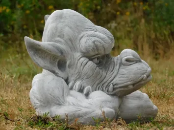 Gargoyle Gartenstatue – große Steinfigur – 42 cm breit