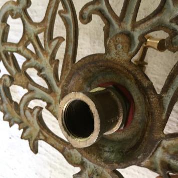 Wandbrunnen - mit Wasserhahn - Messing - braun/grün - im Detail