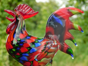 Coq en verre soufflé à la main – coloré – 30 cm