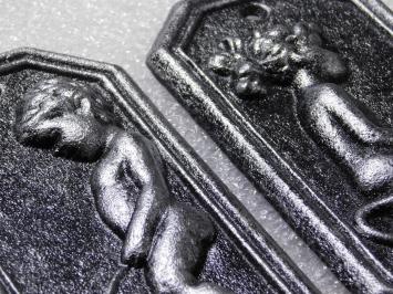 Plaques de toilettes en fonte – homme et femme – aspect argent vieilli – lot de 2