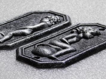 Plaques de toilettes en fonte – homme et femme – aspect argent vieilli – lot de 2