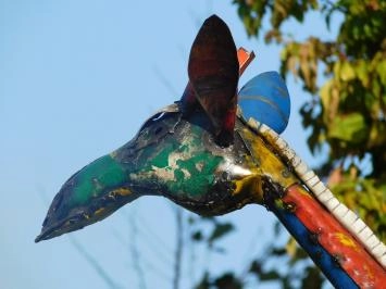 Girafe 'Mansa' - fabriquée à la main en Afrique - 155 cm - couleur