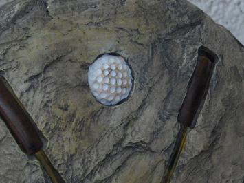 Dekoration für Golfer, ein Ornament mit Golfattributen