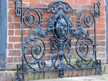 Clôture – cadre de fenêtre classique – 127 cm – noir – fonte