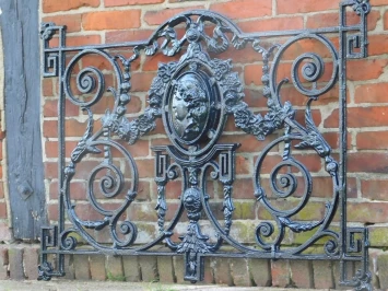 Zaun – klassischer Fensterrahmen – 127 cm – schwarz – Gusseisen