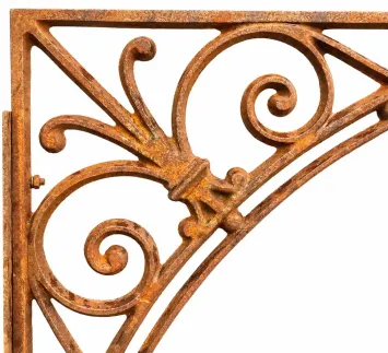 Équerre d'angle en fonte – Art nouveau – patine rouillée – 91 cm