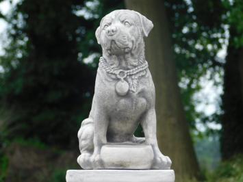 Chien sur socle - 68 cm - pierre - statue de jardin - Rottweiler
