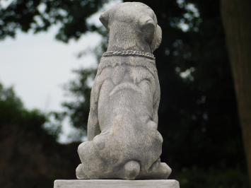Hund auf Sockel – 68 cm – Stein – Gartenfigur – Rottweiler