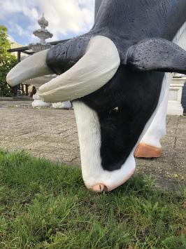 Vache – 200 cm – sculpture en polystone – statue grandeur nature