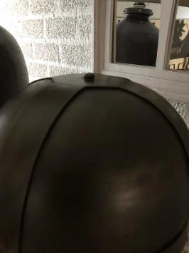 Casque de chevalier en métal vert cuivré, avec protège-oreilles, état ancien !