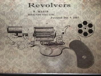 Art sur bois, un revolver familier