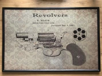 Art sur bois, un revolver familier