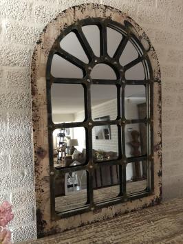 Exklusiver Unikatspiegel, stabiler Fensterspiegel, robust / antik