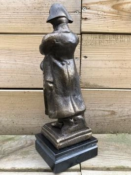Sculpture Napoléon, aspect bronze-métal sur socle en marbre