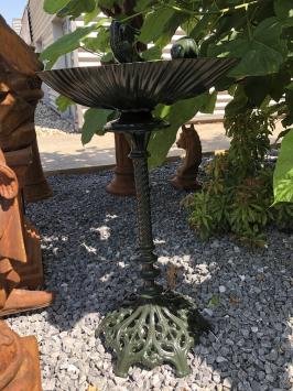 großes Vogelbad, Trinkbecken für Vögel, schwere Aluminiumausführung, stehend