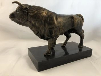 Stier - Metallstatue - 29 cm - bronzefarben - im Detail