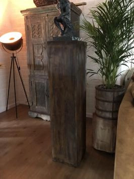 Maria - stenen beeld - 92 cm - klassiek wit - in detail