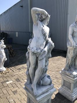 Schöne Gartenstatue Bacchus-Dionysos, Vollstein.