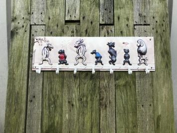Porte-manteau à 6 crochets, avec chiens qui font pipi, comique