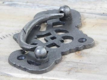 Robuste tiroir d'armoire antique - poignée en fer avec rosette décorative
