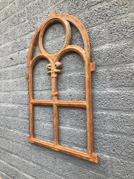 Gusseisernes Stallfenster, Kirchenfenster, Gusseisen