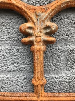 Gusseisernes Stallfenster, Kirchenfenster, Gusseisen